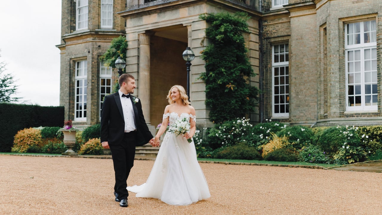 Caroline & Jacob w Hedsor House
