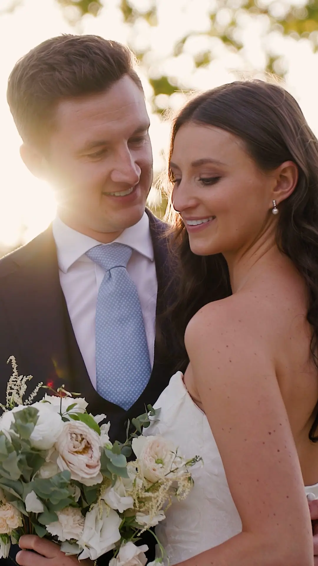 Kadr z filmu ślubnego HD Moments